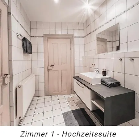Weinstube Am Markt فندق