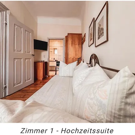Am Markt Hotel *